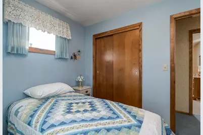 229 Pfau Street, Mankato, MN 56001 - Photo 18