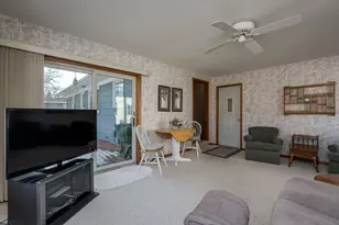 229 Pfau St, Mankato, MN 56001 - Photo 14