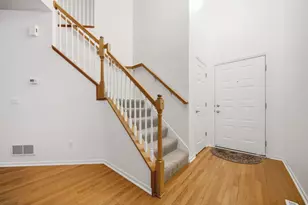 9796 Cupola Ln, Eden Prairie, MN 55347 - Photo 14