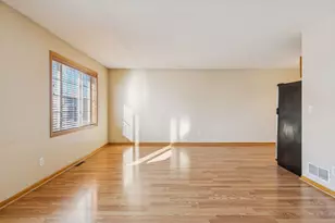 2533 Cobble Hill Ct, Woodbury, MN 55125 - Photo 10