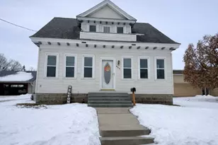 406 South Street E, Caledonia, MN 55921 - Photo 1