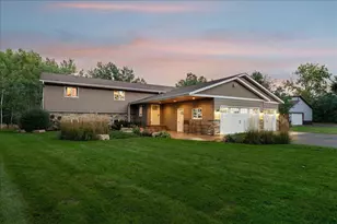 667 Red Maple Ln, Hudson, WI 54016 - Photo 6