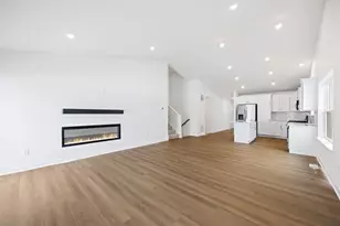 7525 Lotus Ln, Lino Lakes, MN 55038 - Photo 8