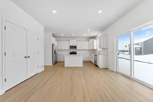 1917 Ironwood Dr, Carver, MN 55315 - Photo 4