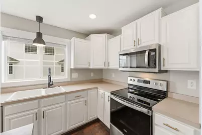 7598 Crimson Lane, Savage, MN 55378 - Photo 4