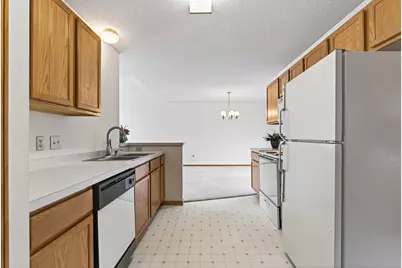 13807 Granada Way #9, Apple Valley, MN 55124 - Photo 14