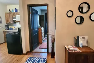 402 W 7th St, Red Wing, MN 55066 - Photo 2