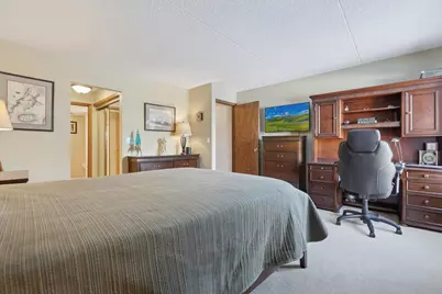 2445 Londin Lane E #212, Maplewood, MN 55119 - Photo 16