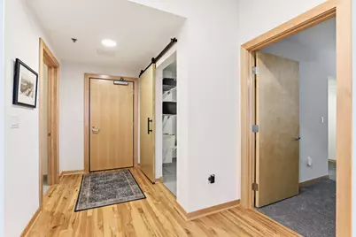 1240 S 2nd Street #604, Minneapolis, MN 55415 - Photo 8