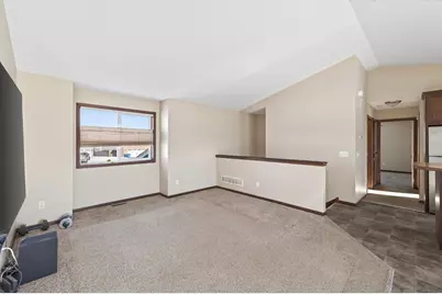 504 Moline Loop NW, Isanti, MN 55040 - Photo 8