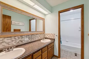 5000 Norwood Ln N, Plymouth, MN 55442 - Photo 26