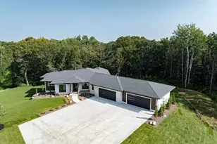 5259 Maggie May Ln SW, Rochester, MN 55902 - Photo 34