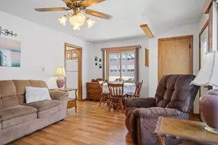 2000 E Oakland Ave, Austin, MN 55912 - Photo 4