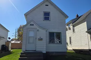 213 2nd St SW, Chisholm, MN 55719 - Photo 1