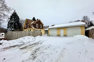 402 E 4th St, Albert Lea, MN 56007 - Photo 1