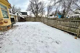 402 E 4th St, Albert Lea, MN 56007 - Photo 4