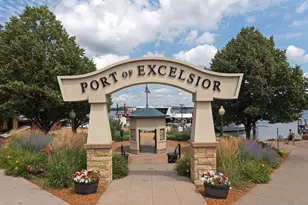 2685 Shadywood Rd, Excelsior, MN 55331 - Photo 14