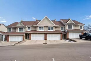 922 Ramsey St, Hastings, MN 55033 - Photo 4