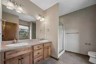 922 Ramsey St, Hastings, MN 55033 - Photo 38