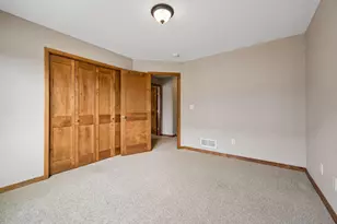 922 Ramsey St, Hastings, MN 55033 - Photo 42