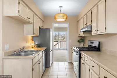 8781 Ironwood Avenue S, Cottage Grove, MN 55016 - Photo 14