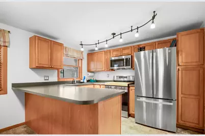 5219 7th Street NE, Columbia Heights, MN 55421 - Photo 6