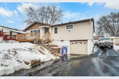 5219 7th Street NE, Columbia Heights, MN 55421 - Photo 2