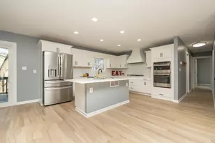 300 Viking Dr, Mankato, MN 56001 - Photo 8