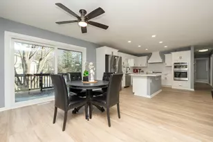 300 Viking Dr, Mankato, MN 56001 - Photo 10