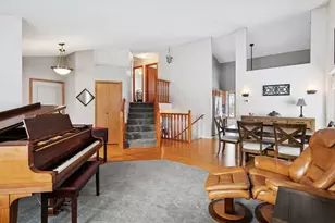 10115 205th Ct W, Lakeville, MN 55044 - Photo 12