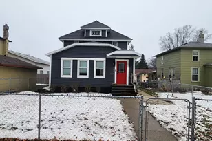 408 W Main St, Pipestone, MN 56164 - Photo 2