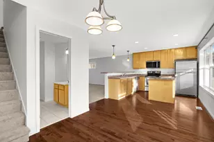 1669 Arona St, Falcon Heights, MN 55108 - Photo 4