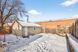 813 Jessamine Ave E, Saint Paul, MN 55106 - Photo 32