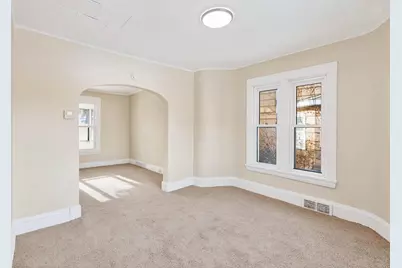 813 Jessamine Avenue E, Saint Paul, MN 55106 - Photo 10