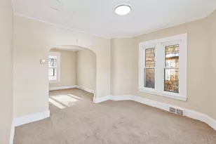 813 Jessamine Ave E, Saint Paul, MN 55106 - Photo 10