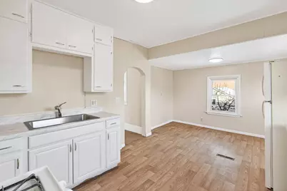 813 Jessamine Avenue E, Saint Paul, MN 55106 - Photo 12