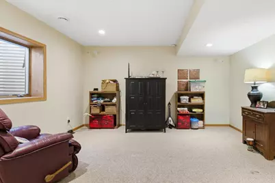 8925 Belvedere Drive, Eden Prairie, MN 55347 - Photo 24