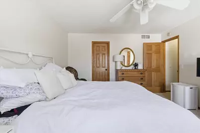 8925 Belvedere Drive, Eden Prairie, MN 55347 - Photo 14