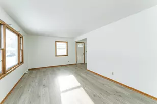 2327 14th Ave NW, Rochester, MN 55901 - Photo 8