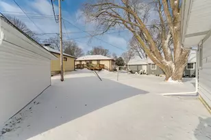 2327 14th Ave NW, Rochester, MN 55901 - Photo 4