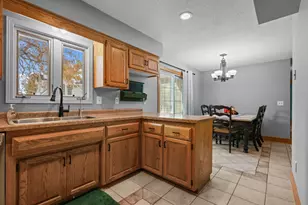 8021 Elbe St, Circle Pines, MN 55014 - Photo 6