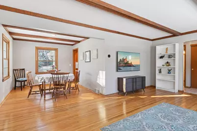 2908 Cedar Knoll Court, Minnetonka, MN 55305 - Photo 4