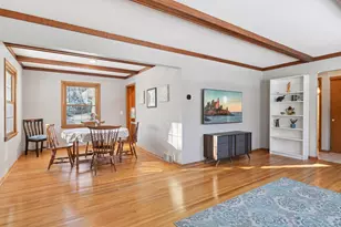 2908 Cedar Knoll Ct, Minnetonka, MN 55305 - Photo 4