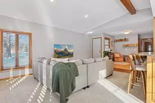 2908 Cedar Knoll Ct, Minnetonka, MN 55305 - Photo 8