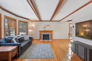 2908 Cedar Knoll Ct, Minnetonka, MN 55305 - Photo 2