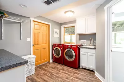 317 N Cudd Avenue, River Falls, WI 54022 - Photo 16