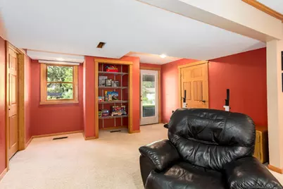 317 N Cudd Avenue, River Falls, WI 54022 - Photo 14