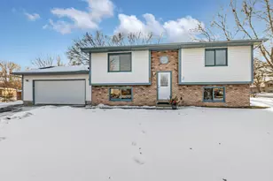 144 Hedman Ln, Monticello, MN 55362 - Photo 1