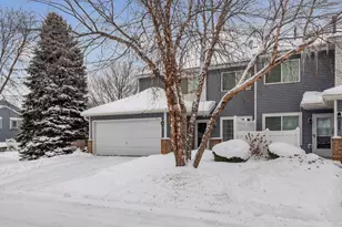 2085 Gresham Ave N, Oakdale, MN 55128 - Photo 2