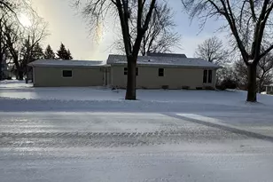 420 N 2nd St, Montevideo, MN 56265 - Photo 4